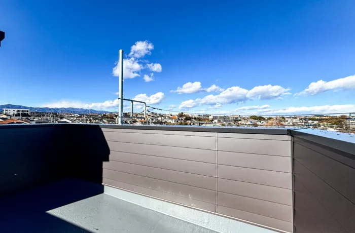 ルーフバルコニー